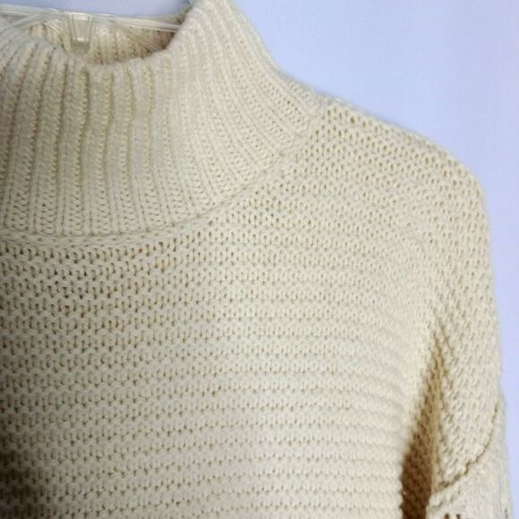 Universal Thread Chunky Knit Sweater Oversized Mock Neck Cotton Relaxed Med - Picture 3 of 5